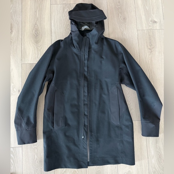 Arc’teryx Veilance Navier AR coat size S Men’s